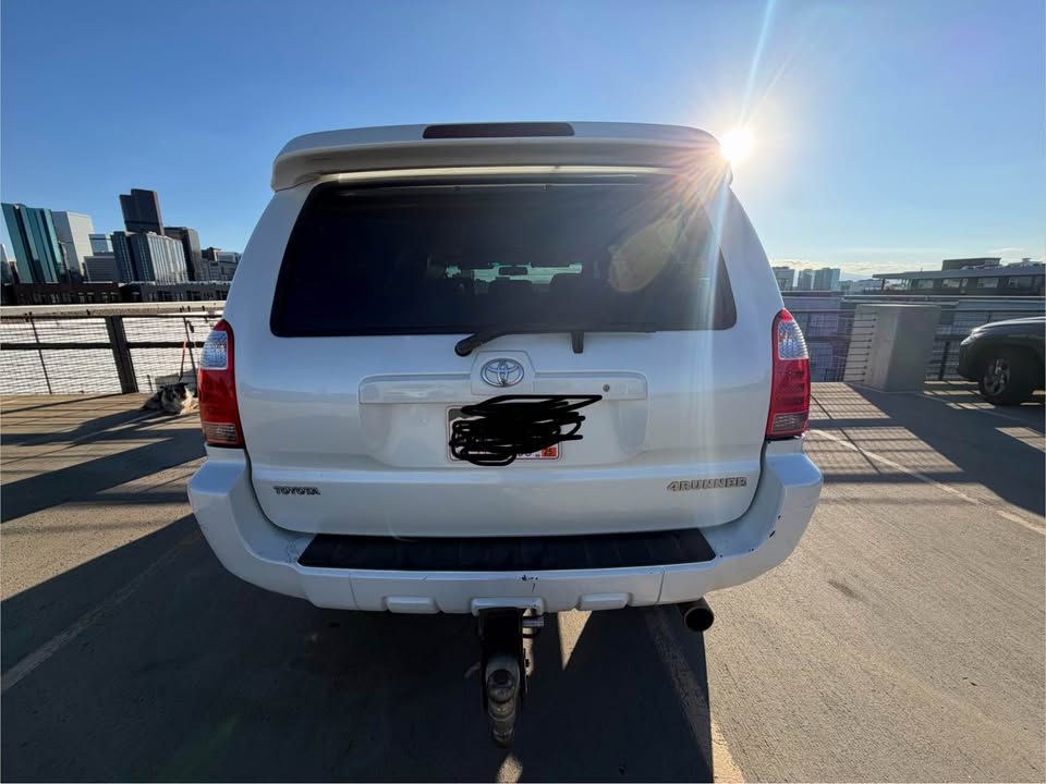 Toyota 4Runner Urban Runner 4WD 2008 in Denver, CO (photo 6) — photo 6