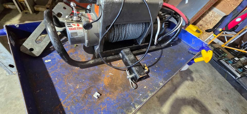 9000 lb Warn Winch in Marysville, WA (photo 6) — photo 6