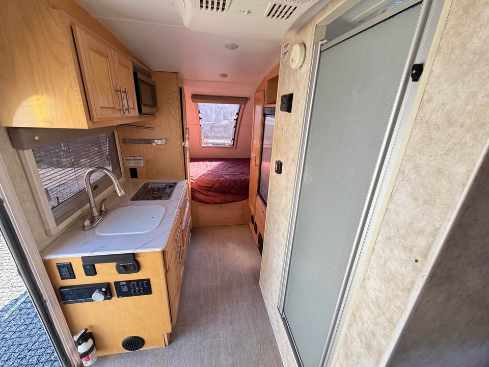 2019 21’Little Guy Max Travel Trailer Must See in Spanaway, WA (photo 6) — photo 6
