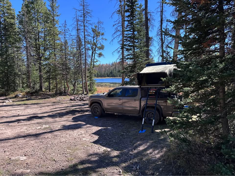 23Zero X2 Rooftop Tent and RCI universal bed rack for 5 ft bed in Ogden, UT (photo 6) — photo 6