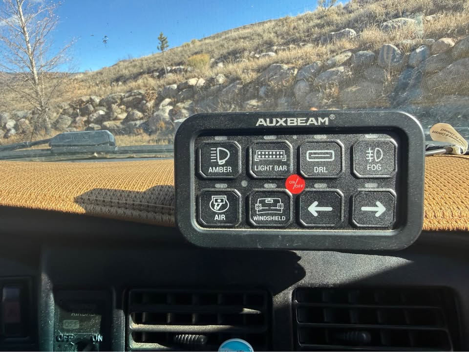 1998 Toyota Tacoma SR5 4x4 V6 – 5-Speed – WilderNest Camper in Silverthorne, CO (photo 6) — photo 6
