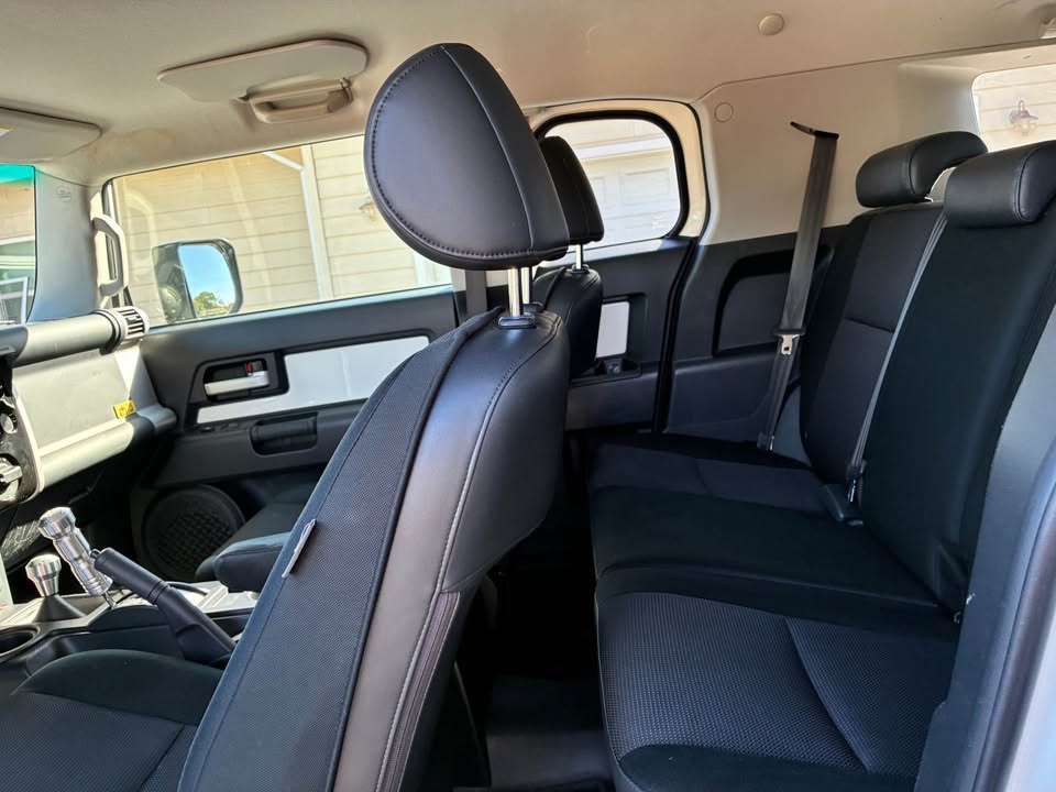 2008 Toyota FJ Cruiser · Sport Utility 2D in Sacramento, CA (photo 6) — photo 6
