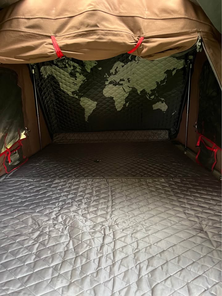 Skycamp Mini Rooftop Tent with THULE crossbars in Park City, UT (photo 6) — photo 6