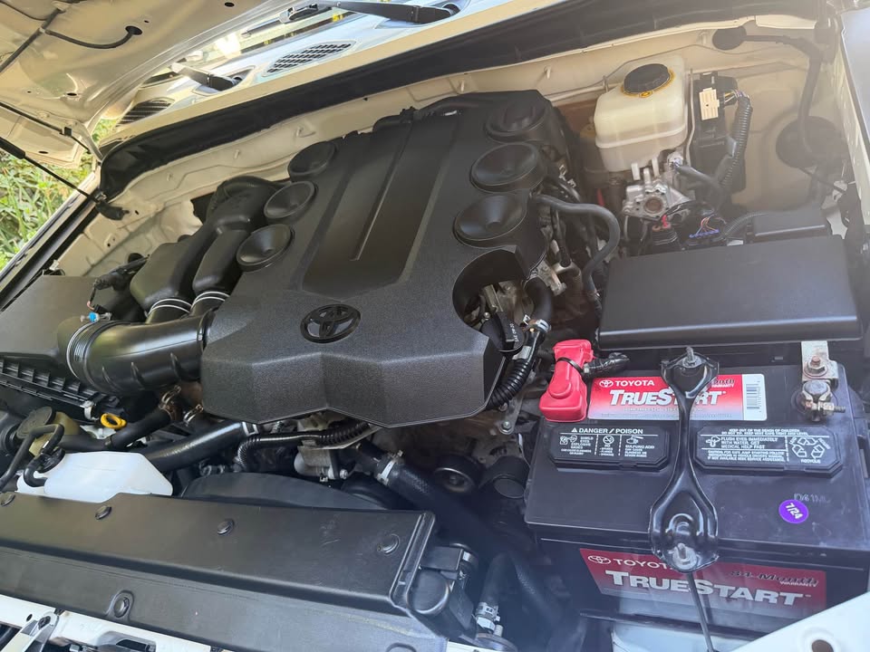2014 Toyota FJ Cruiser · 4x4 5 speed Auto in Sun Valley, CA (photo 6) — photo 6