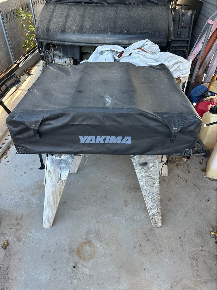 Yakima SkyRise Medium Rooftop Tent – 3 Person in Boulder City, NV (photo 6) — photo 6