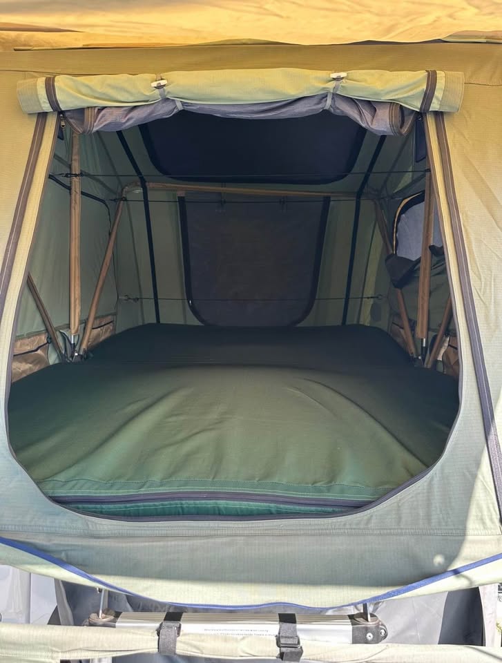 Thule Tepui Rooftop Tent and bed rack in Downey, CA (photo 6) — photo 6