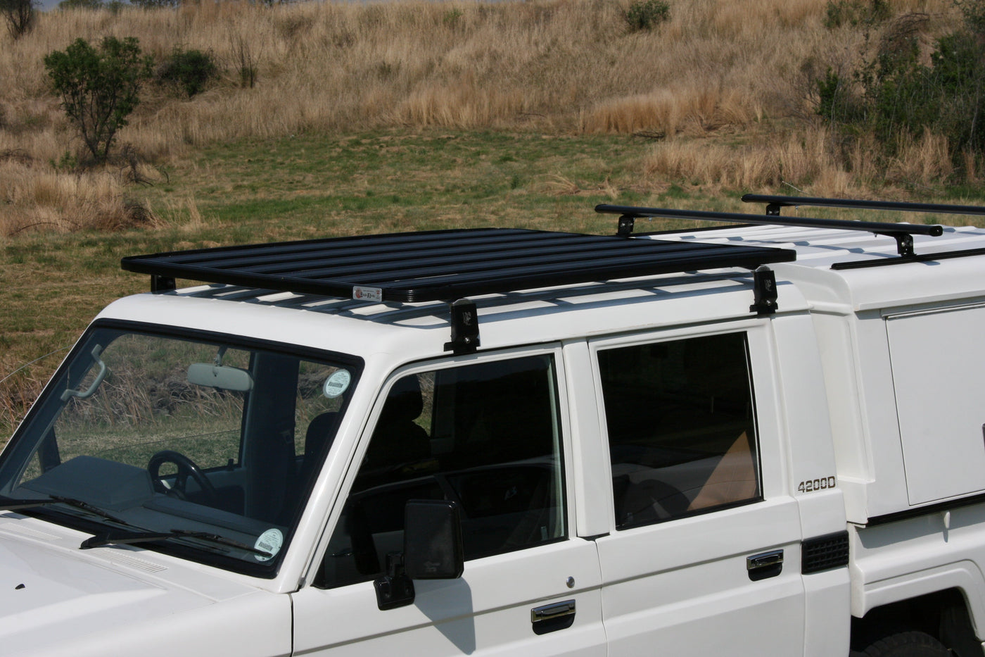 Toyota Land Cruiser 70 Series K9 Roof Rack Kit — photo 2