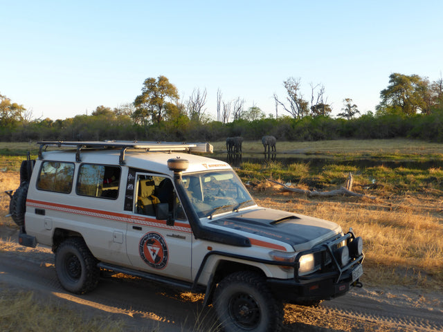 Toyota Land Cruiser 70 Series K9 Roof Rack Kit — photo 3
