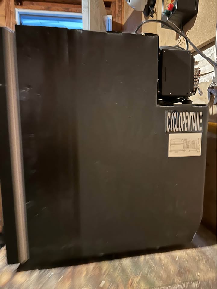 Dometic 12v Fridge/Freezer in South Lake Tahoe, CA (photo 6) — photo 6