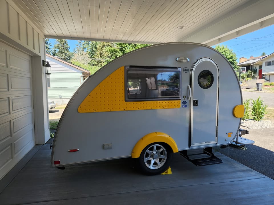 2015 Nu Camp tab 320 css in Bremerton, WA (photo 11) — photo 11