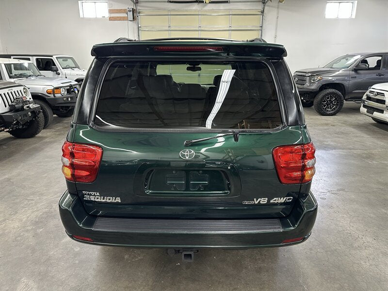 2003 Toyota sequoia limited in Portland, OR (photo 4) — photo 4