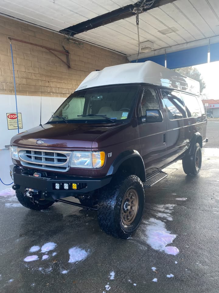 2001 Ford e350 ext body w/ 7.3l diesel, 4x4, & pop-top in San Rafael, CA (photo 2) — photo 2