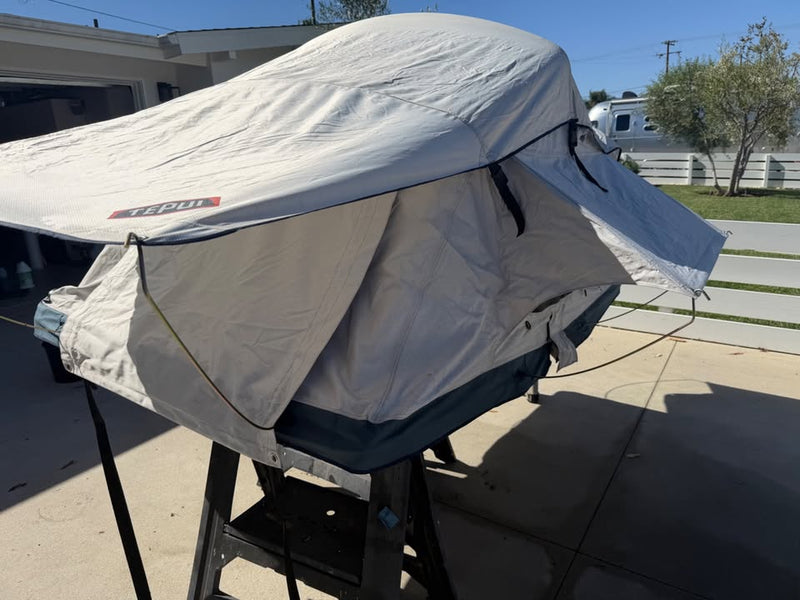 Tepui Kukenam 2 person rooftop tent in excellent condition in Costa Mesa, CA (photo 7) — photo 7