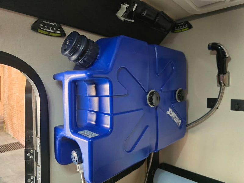 2021 Scout Yoho Truck Camper – Fully Equipped / AC / Solar / Off-Grid in Richmond, CA (photo 7) — photo 7