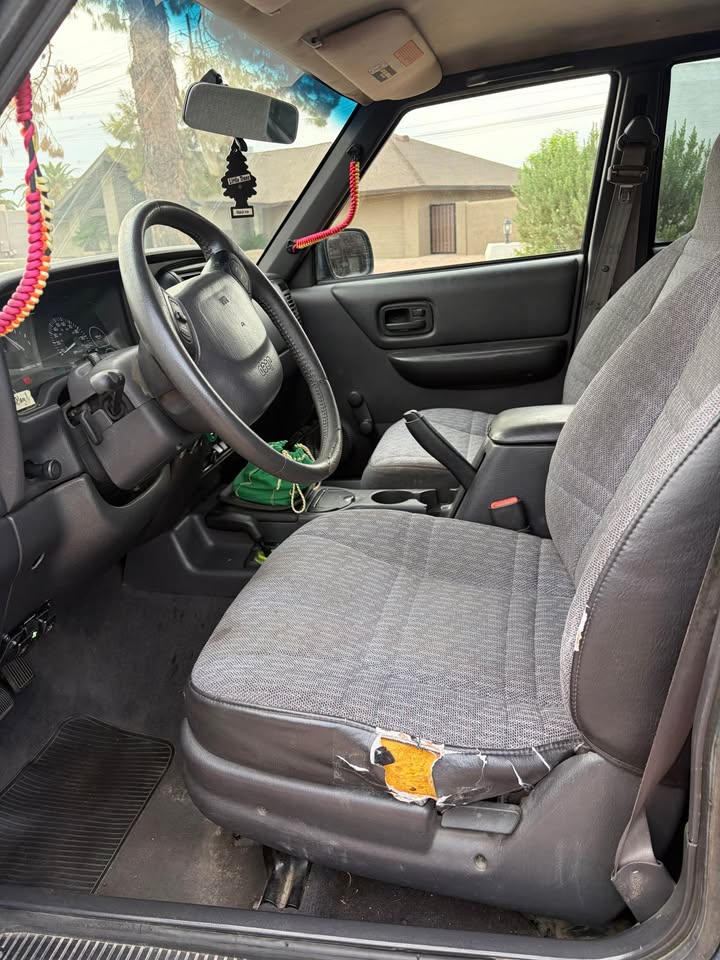 1999 Jeep Cherokee · Sport 4D in Tempe, AZ (photo 7) — photo 7