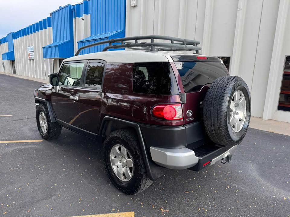 2007 Toyota FJ Cruiser · Sport Utility 2D in Denver, CO (photo 7) — photo 7