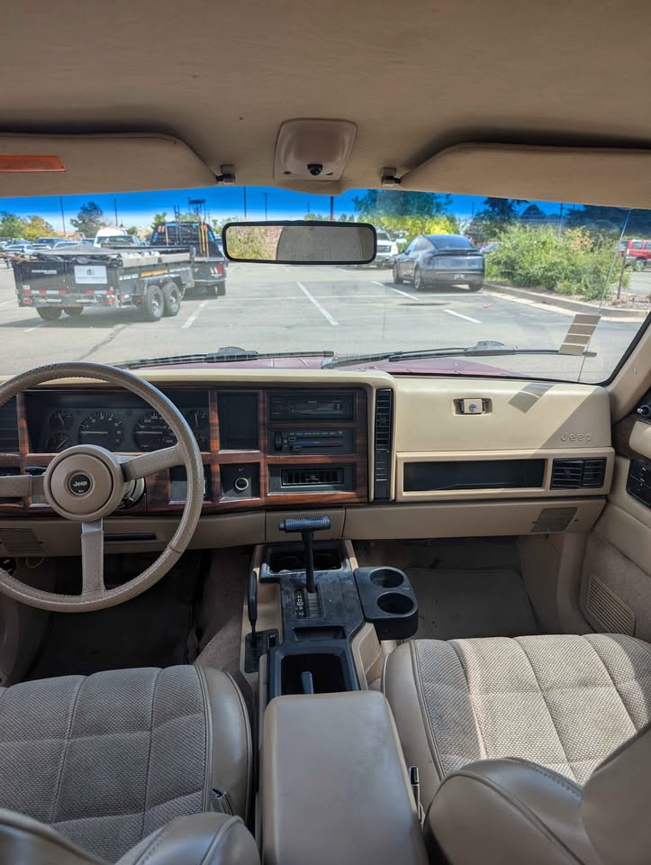 1993 Jeep Cherokee · Country Sport Utility 4D in Boulder, CO (photo 7) — photo 7