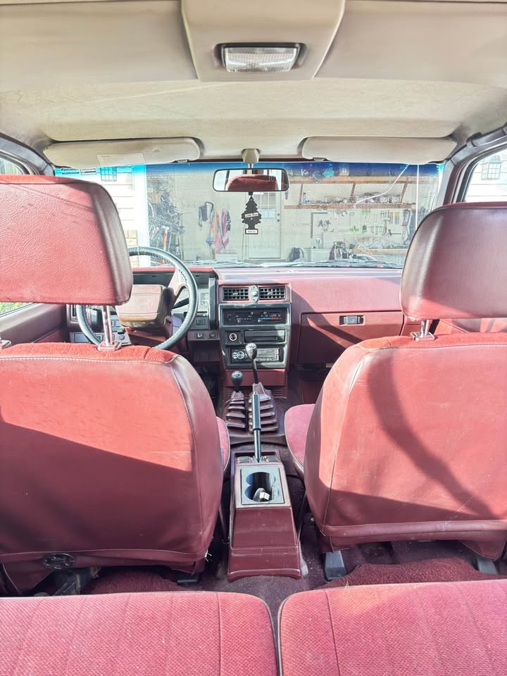1992 Nissan Pathfinder SE 4x4 in Cedar City, UT (photo 7) — photo 7