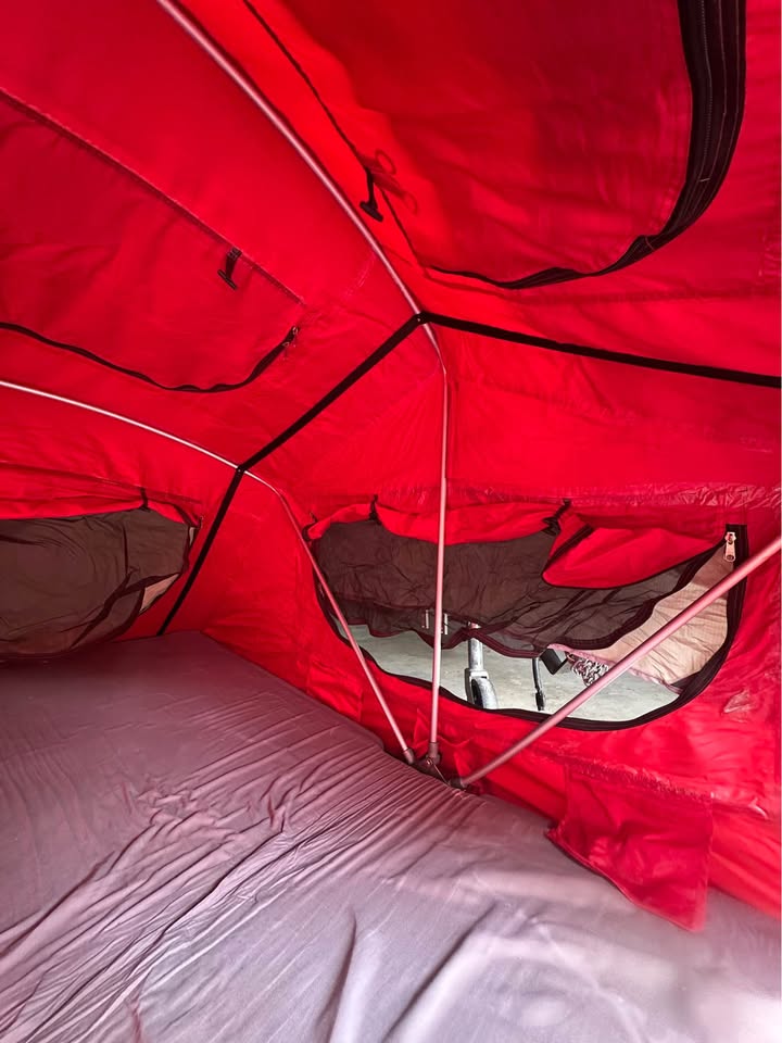 2017 Yakima Skyrise Rooftop tent in Helena, MT (photo 7) — photo 7