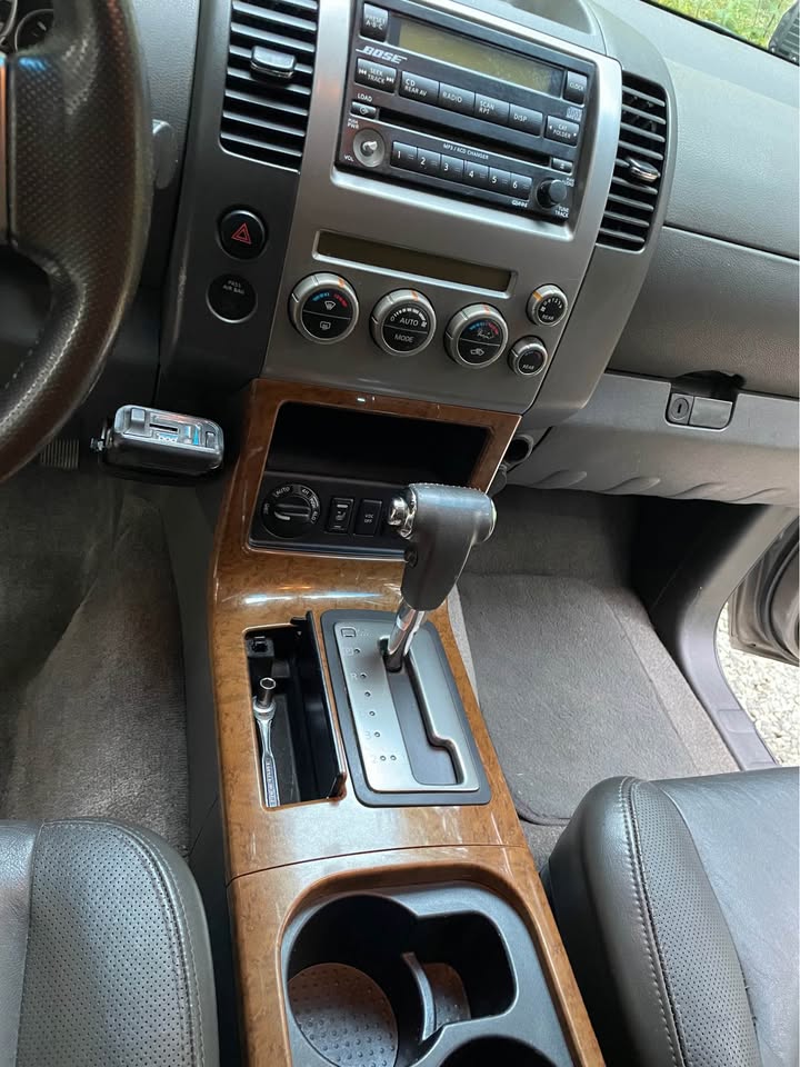 2005 Nissan Pathfinder · LE 4x4 runs strong in Nevada City, CA (photo 7) — photo 7