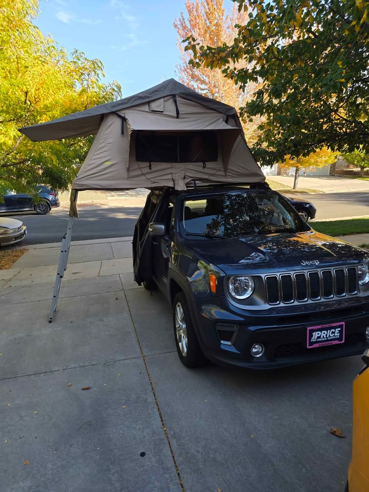 Smittybilt Overlander Roof Top Tent in Aurora, CO (photo 7) — photo 7