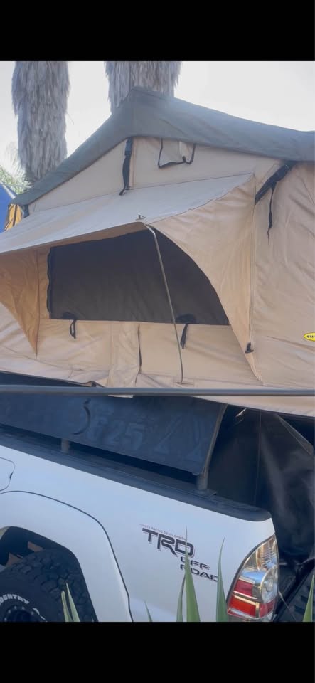 Smittybilt rooftop tent in Moreno Valley, CA (photo 7) — photo 7