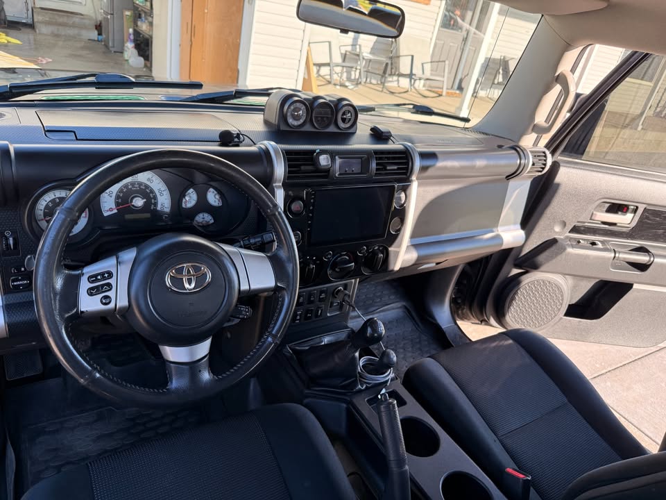 2007 Toyota Fj Cruiser in Cove, OR (photo 7) — photo 7