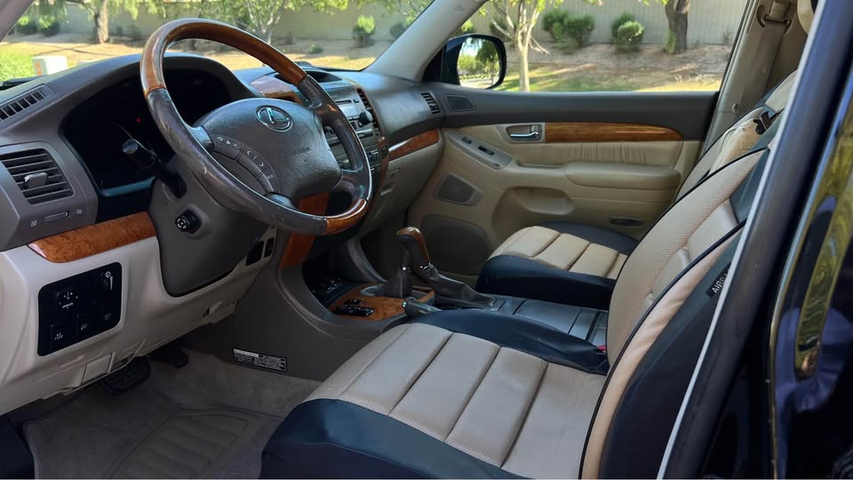 2005 Lexus GX · GX 470 Sport Utility 4D in Gilbert, AZ (photo 7) — photo 7