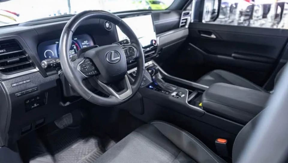 2026 Lexus GX · GX 550 Luxury+ in South Lake Tahoe, CA (photo 7) — photo 7