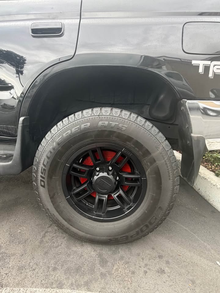 2000 Toyota 4Runner · SR5 Sport Utility 2D in West Covina, CA (photo 7) — photo 7