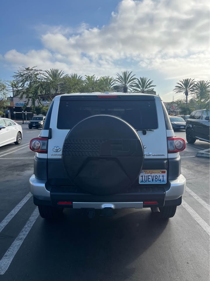 2013 Toyota FJ Cruiser · Sport Utility 2D in Malibu, CA (photo 7) — photo 7