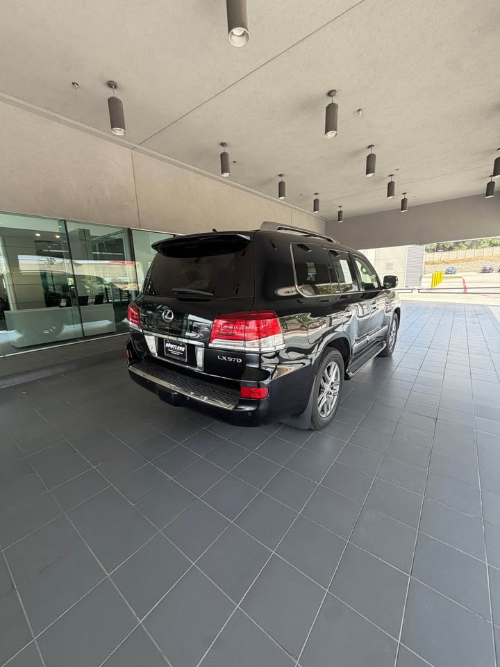 2014 Lexus LX · LX 570 Sport Utility 4D in San Antonio, TX (photo 7) — photo 7