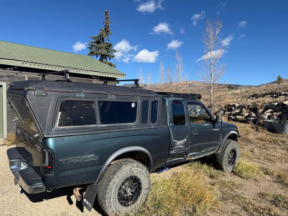 1998 Toyota Tacoma SR5 4x4 V6 – 5-Speed – WilderNest Camper in Silverthorne, CO (photo 7) — photo 7