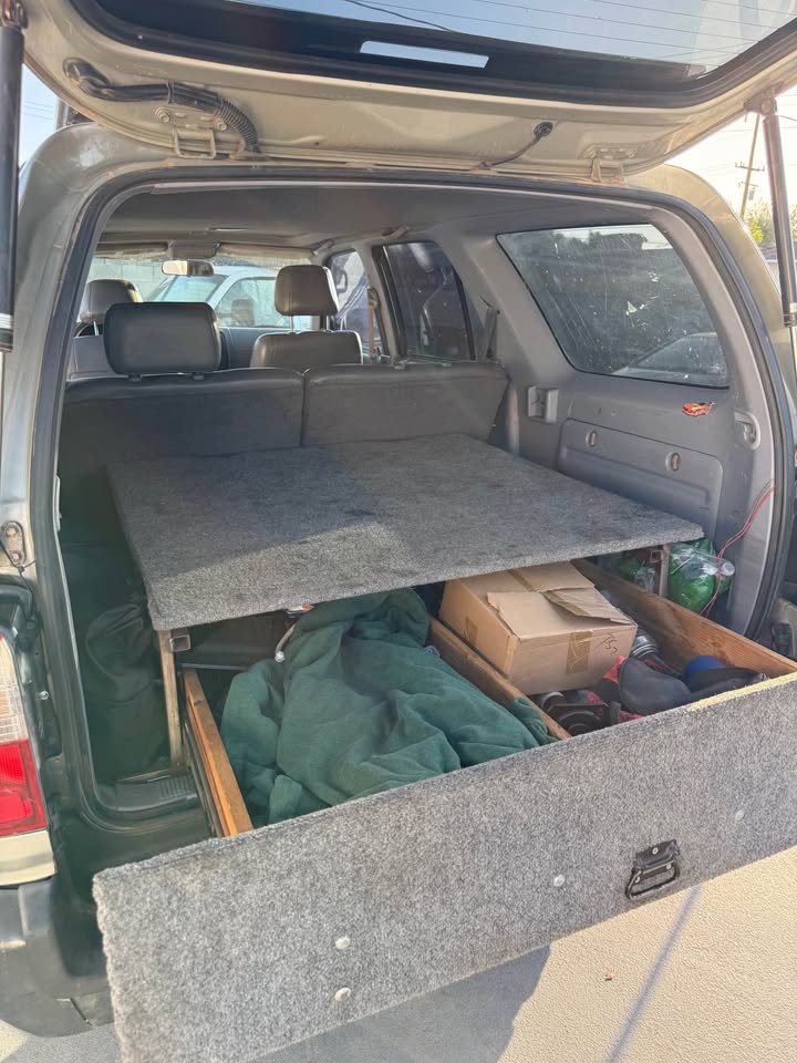 2000 Toyota 4Runner in West Covina, CA (photo 7) — photo 7