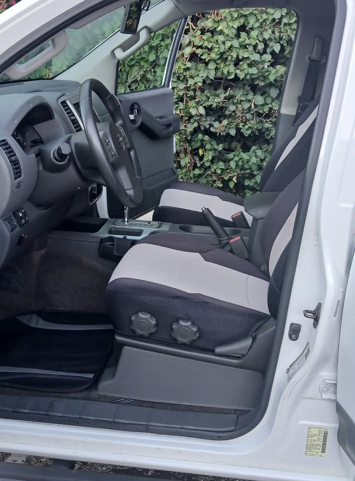2014 Nissan Xterra 4x4 in Ventura, CA (photo 7) — photo 7