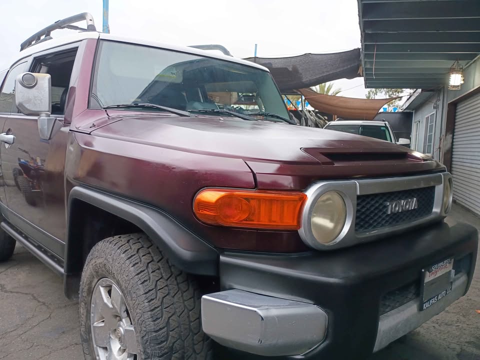 2008 Toyota FJ Cruiser · Sport Utility 2D in Los Angeles, CA (photo 6) — photo 6