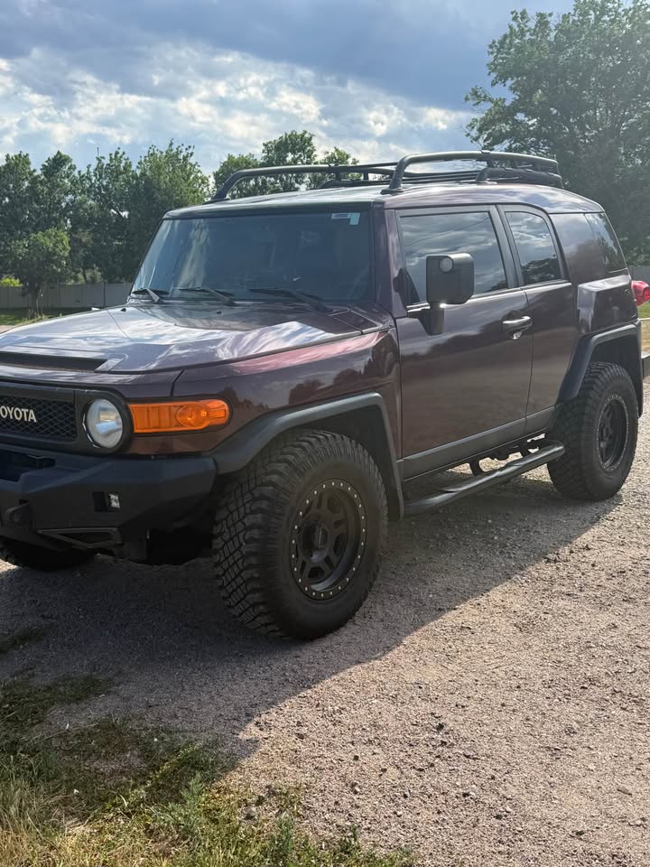 2007 Toyota FJ Cruiser · Sport Utility 2D — photo 7