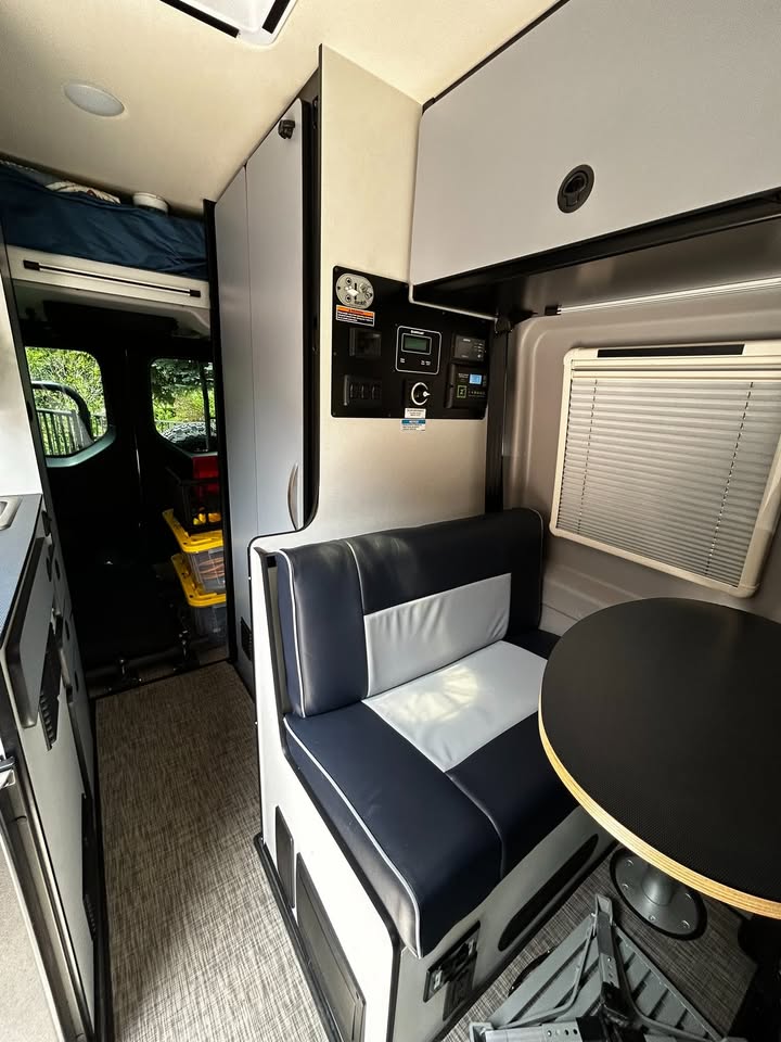2023 Mercedes-Benz sprinter 4x4 2500 winnebago in Avon, CO (photo 9) — photo 9