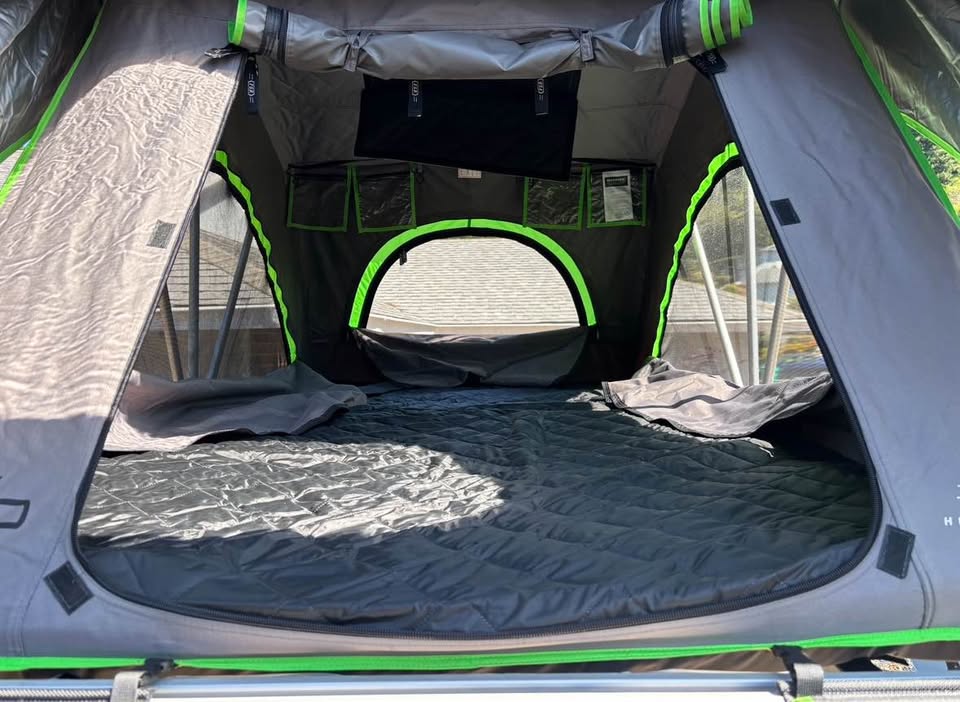 Rooftop tent (FSR) 55” free spirit recreation in Gresham, OR (photo 5) — photo 5