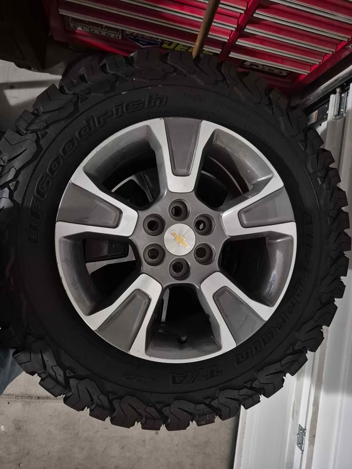 Set of 4 LT265/65R17 BFGoodrich T/A KO2 All-Terrain & Wheels in Tucson, AZ (photo 3) — photo 3