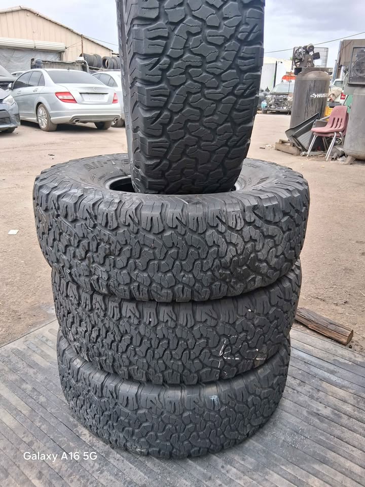 37X12.50R17 BFGOODRICH in Phoenix, AZ (photo 3) — photo 3