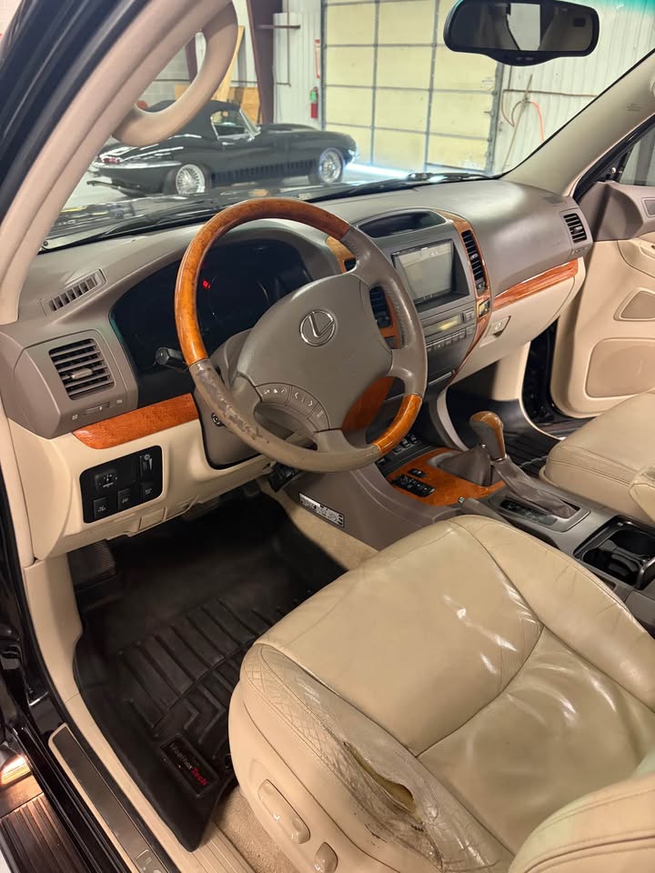 2005 Lexus GX · GX 470 Sport Utility 4D in Albuquerque, NM (photo 10) — photo 10