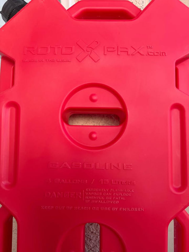 4 GALLON GASOLINE tank from RotoPax — photo 2