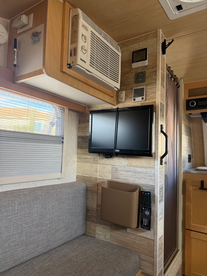 2019 nuCamp (Pleasant Valley Teardrop Trailers) T@B 320 S Boondock Lite EX-L in Tucson, AZ (photo 8) — photo 8