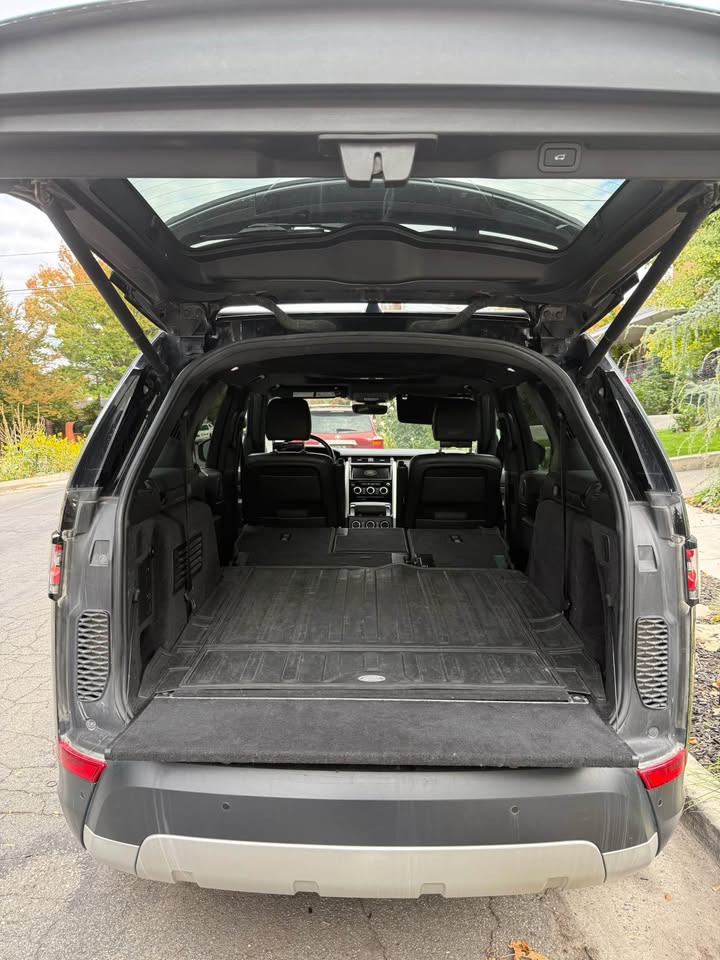 2018 Land Rover Discovery HSE in Salt Lake City, UT (photo 8) — photo 8