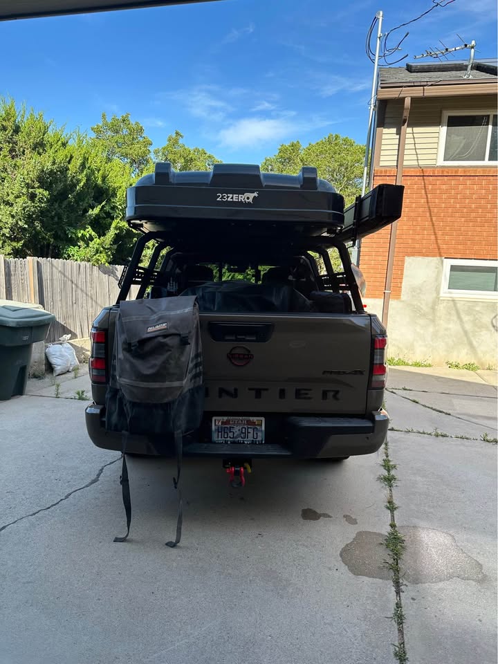 23Zero X2 Rooftop Tent and RCI universal bed rack for 5 ft bed in Ogden, UT (photo 8) — photo 8