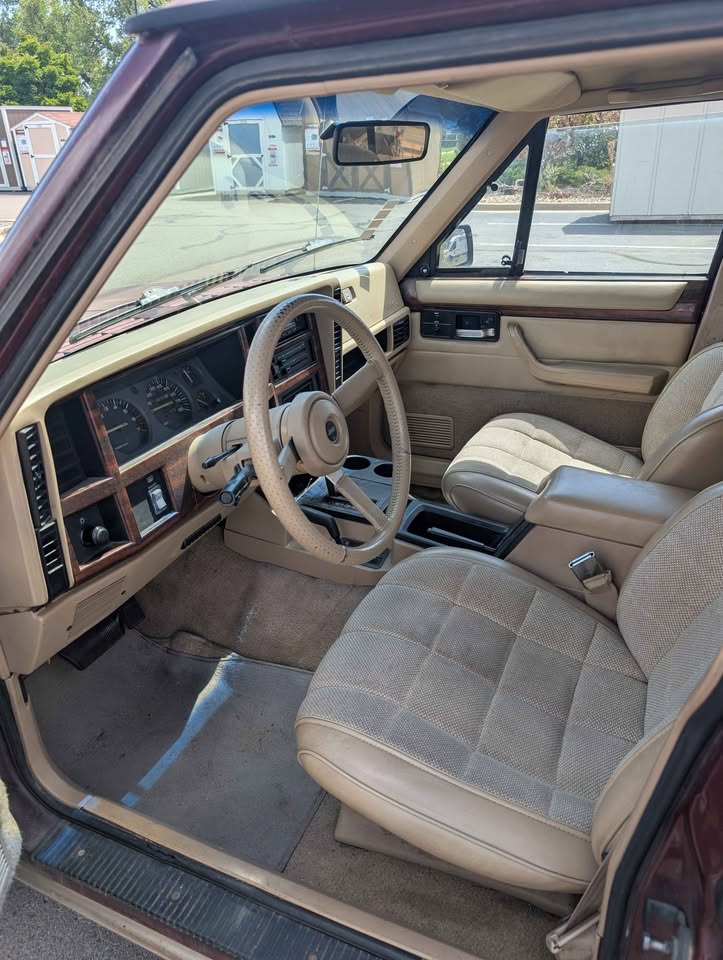 1993 Jeep Cherokee · Country Sport Utility 4D in Boulder, CO (photo 8) — photo 8