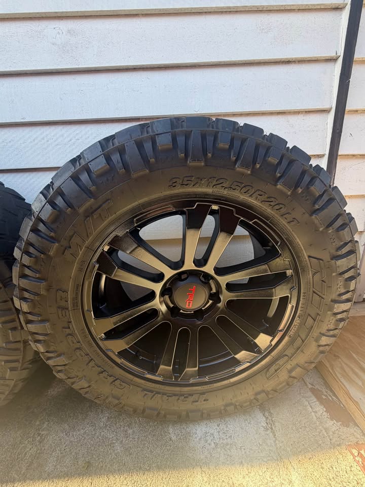 2007 Toyota FJ Cruiser in Everett, WA (photo 8) — photo 8