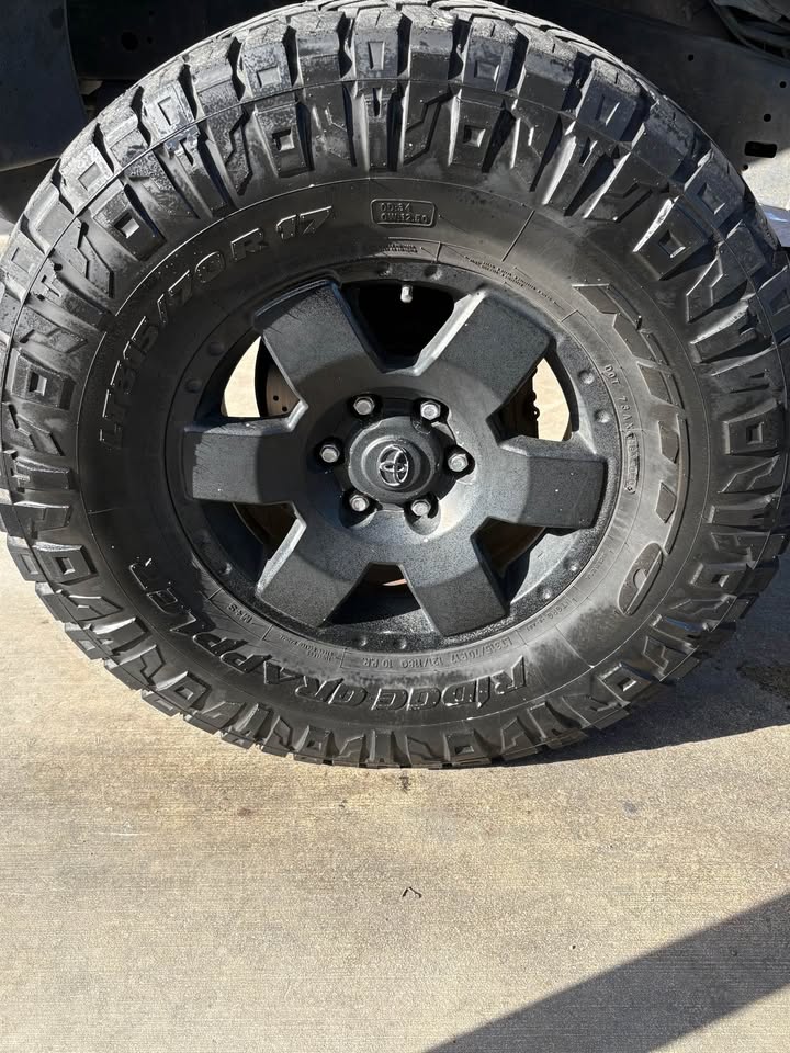 2007 Toyota FJ Cruiser · Sport Utility 2D in San Antonio, TX (photo 8) — photo 8