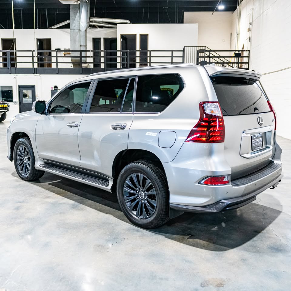 2020 Lexus GX460 in Denver, CO (photo 8) — photo 8
